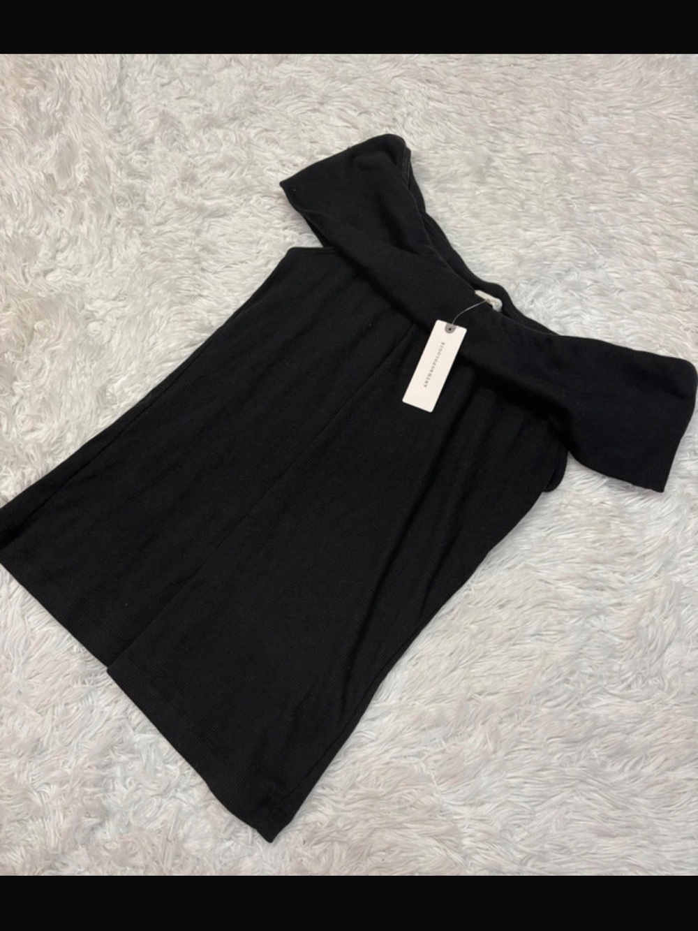 Nwt pilcro Off-Shoulder Black Women's ribbed twist top